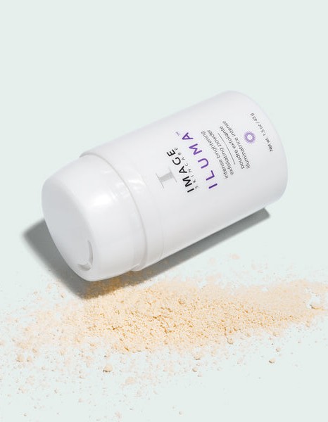 Iluma Intense Brightening Exfoliating Powder