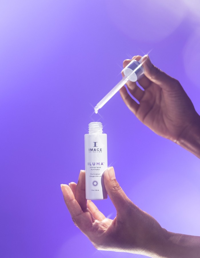 Iluma Intense Facial Illuminator